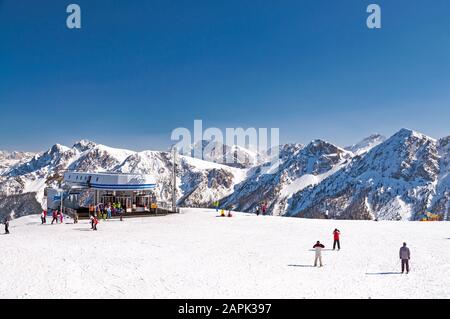 Winterlandschaft in den Dolmen im Skigebiet Plan de Corones (Kronplatz), Italien Stockfoto