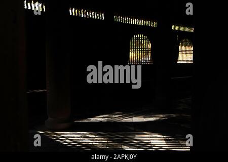 Kyoto, Japan. Nov. 2018. Der Daitoko-JI Buddhist Temple in Kyoto, Japan, Donnerstag, 22. November 2018, stammt von 1326. Credit: Mark Hertzberg/ZUMA Wire/Alamy Live News Stockfoto