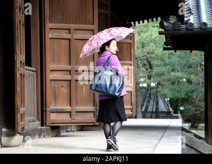 Kyoto, Japan. Nov. 2018. Der Daitoko-JI Buddhist Temple in Kyoto, Japan, Donnerstag, 22. November 2018, stammt von 1326. Credit: Mark Hertzberg/ZUMA Wire/Alamy Live News Stockfoto