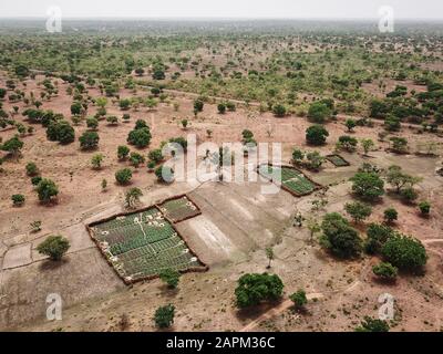 Mali, Bougauni, Luftaufnahme der Felder in der trockenen Sahelzone Stockfoto