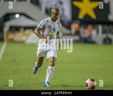 Santos, Brasilien. Januar 2020. Während des Spiels zwischen Santos x Red Bull Bragantino in Vila Belmiro in Santos. Das Spiel gilt für die 1. Runde der Paulista 2020-Meisterschaft. Kredit: Richard Callis/FotoArena/Alamy Live News Stockfoto