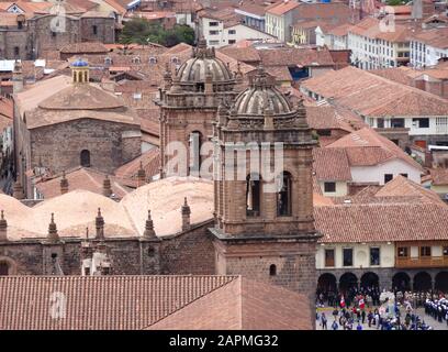 Panoramablick auf den zentralen Platz von Cusco im Zentrum von Cusco Peru Stockfoto