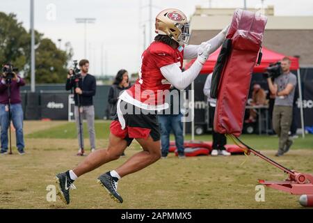 Santa Clara, Kalifornien, USA. Januar 2020. San Francisco 49ers mittlerer Linebacker Fred Warner (54) während der Übung in Vorbereitung des Super Bowl LIV im SAP Performance Center, Freitag, 23. Januar 2020, in Santa Clara, Kalifornien. (Foto von IOS/ESPA-Images) Credit: European Sports Photographic Agency/Alamy Live News Stockfoto