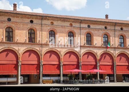 Palazzo Sersanti in Piazza Matteotti, Imola, Italien Stockfoto