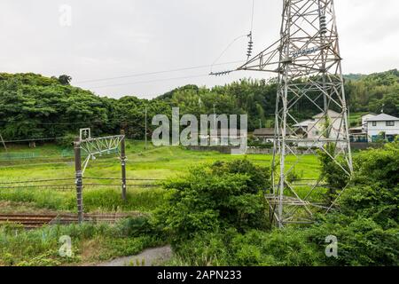 Futtsu, Japan. Das Gelände und der Park der Tokioter Bucht Kannon (Tokyo Wan Kannon), eine 56 m hohe Statue, die Guanyin, die buddhistische Gottheit der Barmherzigkeit, darstellt Stockfoto