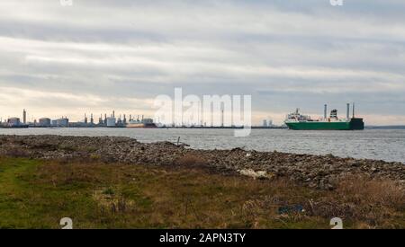 Das Schiff Estraden fährt in Teesport bei Redcar, England, Großbritannien Stockfoto