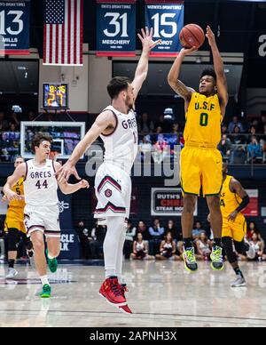 23. Januar 2020 Moraga CA, USA San Francisco Dons Guard Khalil Shabazz (0) nimmt einen Sprungschuss während des NCAA Männer Basketball Spiels zwischen San Francisco Dons und den Saint Mary's Gaels 48-58 verloren im McKeon Pavilion Moraga Calif. Thurman James/CSM Stockfoto