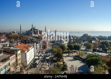 Istanbul, TÜRKEI - 27. SEPTEMBER 2014 - Hagia Sophia Moschee in sultanahmet, Istanbul, Türkei. Stockfoto