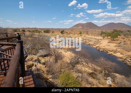 Der Ruaha River, von der Ruaha River Lodge aus gesehen Stockfoto