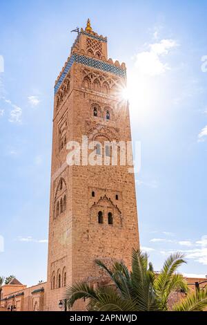 Moschee Koutoubia Minarett in der Medina von Marrakesch, Marokko Stockfoto
