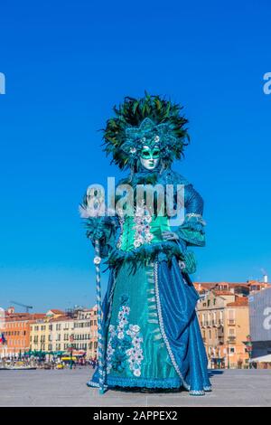 Teilnehmer am Karneval in Venedig , Italien Stockfoto
