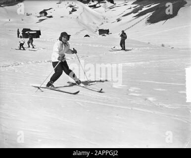 Prinzessinnen in Österreich (Sankt Anton) Datum: 12. Februar 1949 Standort: Österreich, Sankt Anton am Arlberg, Tyrol Stockfoto