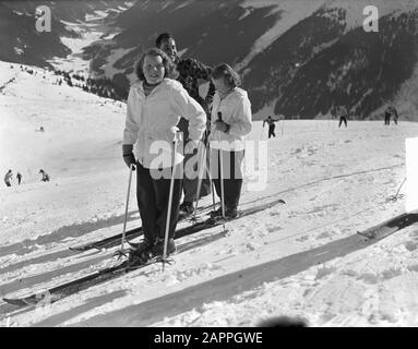 Prinzessinnen in Österreich (Sankt Anton) Datum: 12. Februar 1949 Standort: Österreich, Sankt Anton am Arlberg, Tyrol Stockfoto