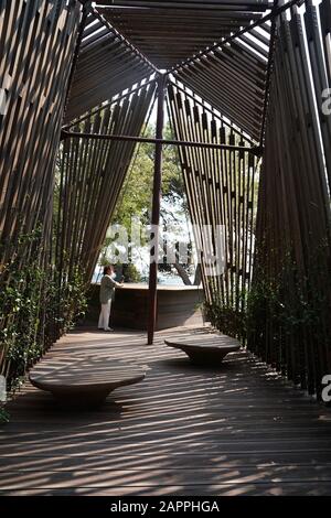 Die 10 Kapellen im Wald des Heiligen Stuhls auf der Architekturbiennale in Venedig 2018, San Giorgio Maggiore iland, San Marco Sestiere, Venedig, Veneto, i. Stockfoto