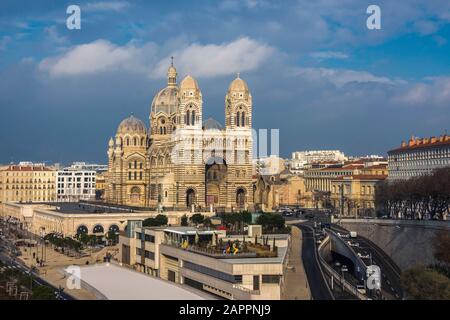 Kathedrale von Marseille, Kathedrale Sainte-Marie-Majeure de Marseille, eine der größten Kathedrale in Frankreich, katholische Kirche im Stil der Römer im Stil der Römer, Loca Stockfoto