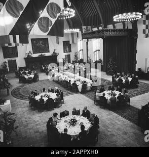 Staatsbesuch des italienischen Präsidenten Giovanni Leone in den Niederlanden Regeringsdejeuner im Ridderzaal Datum: 24. Oktober 1973 Ort: Den Haag, Zuid-Holland Schlüsselwörter: Staatsbesuche Stockfoto