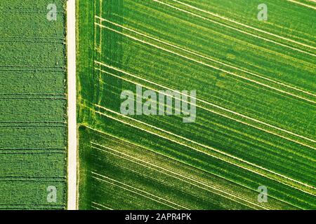Die Erde von über einem Feld Stockfoto