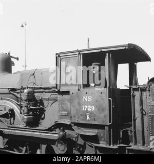 Ausstattung der niederländischen Eisenbahn Ausstattung der niederländischen Eisenbahn Datum: 1945 Schlagwörter: Züge, Zweiter Weltkrieg, Verkehrseinrichtung Name: NS Stockfoto