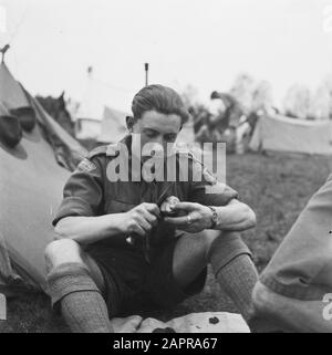 Boy Scout Meeting Palmpases Datum: 13. April 1946 Schlüsselwörter: Meetings, Pfadfinder Stockfoto