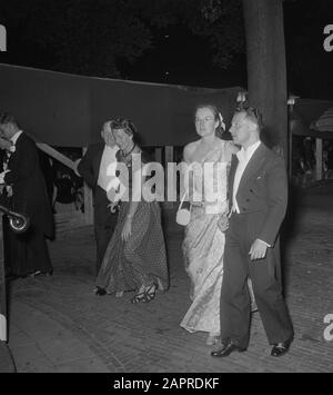 Studentenball in Lido Amsterdam Datum: 1. Juli 1952 Ort: Amsterdam, Noord-Holland Schlagwörter: Name der studentischen Balleinrichtung: Lido Stockfoto