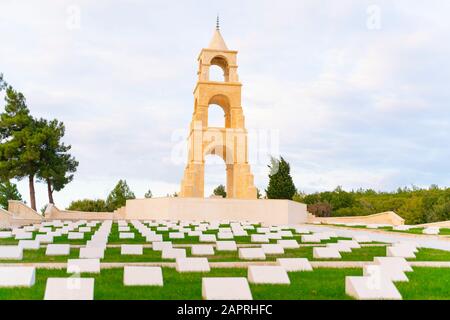 Dieses Martyrium wurde in Erinnerung an das 57. Regiment errichtet, das Tausende von Märtyrern und Verletzten in den Canakkale Kriegen gab. Stockfoto