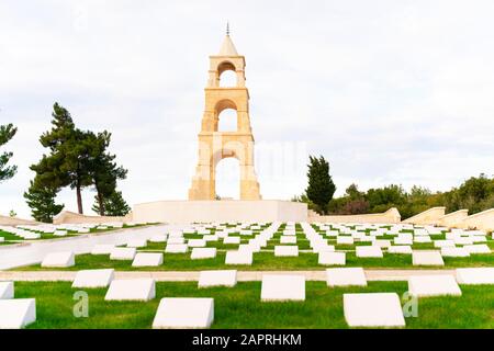 Dieses Martyrium wurde in Erinnerung an das 57. Regiment errichtet, das Tausende von Märtyrern und Verletzten in den Canakkale Kriegen gab Stockfoto