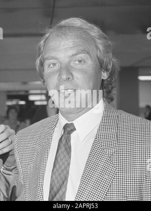 Aankomst elftal Wales; Bondscoach Terry Yorath. Stockfoto