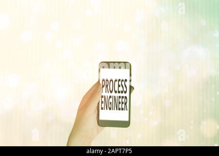 Textzeichen mit Prozessingenieur. Geschäftsfoto mit der Verantwortung für die Entwicklung neuer industrieller Prozesse Stockfoto