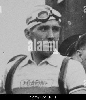 Tour de France 1950. Die niederländische Mannschaft am Start in Paris. VL r. Wout Wagtmans, Frans Fox, (...); Stockfoto