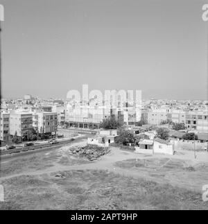 Israel 1964-1965: Tel Aviv, Stadtbild Gebäude Datum: 1964 Standort: Israel, Tel Aviv Schlüsselwörter: Gebäude, Panoramas, Stadtbild Stockfoto