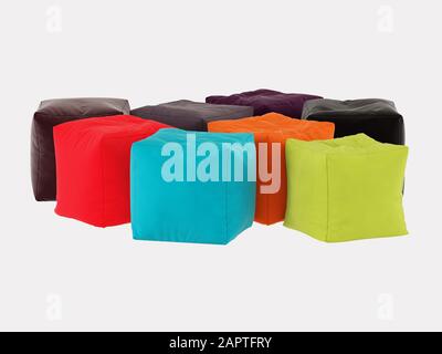 Sammlung quadratischer Beutel auf weißem Hintergrund 3D-Rendering Stockfoto