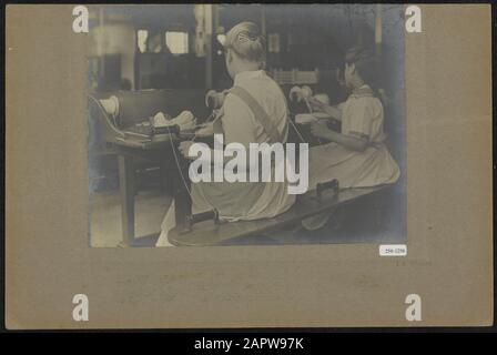 Arbeiter der Royal Stearine Candle Factory in Gouda Datum: Ca. 191 Stockfoto