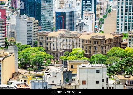 Sao Paulo SP, Brasilien - 22. November 2019: Blick auf den Justizpalast in der historischen Innenstadt der Stadt. Stockfoto