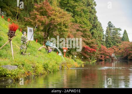 Morgenblick auf den Wassergraben rund um die Burg Hirosaki bei Hirosaki, Japan Stockfoto