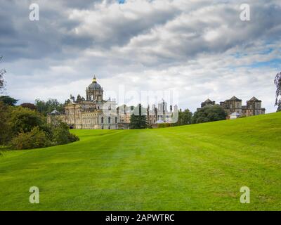 Castle Howard und Lawn Stockfoto