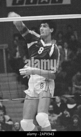 Vorolympisches VolleyballTurnier; Niederlande gegen Belgien; Ron Zwerer; Stockfoto