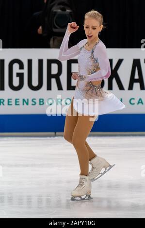 Greensboro, North Carolina, USA. Januar 2020. 24. Januar 2020 ''" GREENSBORO, N.C., US - BRADIE Tennell aus Carpentersville, Illinois, tritt im Senior Ladies Free Skate während der Toyota U.S. Figure Skating Championship 2020 im Greensboro Coliseum an. Die US-Meisterschaften dienen als letzter Qualifikationswettbewerb, bevor US-Figure Skating das World Figure Skating Team 2020 und das Figure Skating Team der vier Kontinente 2020 nennt. Gutschrift: Timothy L. Hale/ZUMA Wire/Alamy Live News Stockfoto