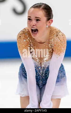 Greensboro, North Carolina, USA. Januar 2020. Jan. 24, 2020 ''" GREENSBORO, N.C., US - MARIAH BELL aus Long Beach, Kalifornien, tritt im Senior Ladies Free Skate während der Toyota U.S. Figure Skating Championship 2020 im Greensboro Coliseum an. Die US-Meisterschaften dienen als letzter Qualifikationswettbewerb, bevor US-Figure Skating das World Figure Skating Team 2020 und das Figure Skating Team der vier Kontinente 2020 nennt. Gutschrift: Timothy L. Hale/ZUMA Wire/Alamy Live News Stockfoto