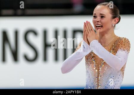 Greensboro, North Carolina, USA. Januar 2020. Jan. 24, 2020 ''" GREENSBORO, N.C., US - MARIAH BELL aus Long Beach, Kalifornien, tritt im Senior Ladies Free Skate während der Toyota U.S. Figure Skating Championship 2020 im Greensboro Coliseum an. Die US-Meisterschaften dienen als letzter Qualifikationswettbewerb, bevor US-Figure Skating das World Figure Skating Team 2020 und das Figure Skating Team der vier Kontinente 2020 nennt. Gutschrift: Timothy L. Hale/ZUMA Wire/Alamy Live News Stockfoto