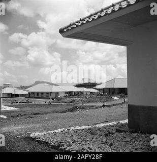 Reisen Sie nach Suriname und zu den niederländischen Antillen Residences in Julianadorp am Curaçao Datum: 1947 Ort: Curaçao, Julianadorp Schlüsselwörter: Homes Institution Name: CPIM Stockfoto