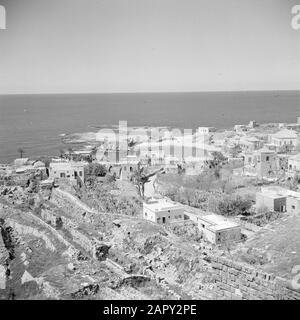 Naher Osten 1950-1955: Libanon Blick auf Byblos - Jbael und das Mittelmeer Datum: 1950 Ort: Byblos, Libanon Schlüsselwörter: Dörfer, Küsten, Panoramas, Meere Stockfoto