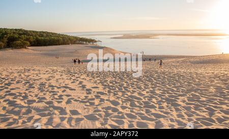 Urlaub an der Bucht von Arcachon und der düne pilat, Frankreich, Sommerabend am Strand Stockfoto