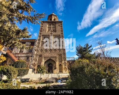 Berühmte Ruinen der Kathedrale von Ninotsminda und Kloster in Kakheti, Georgia Stockfoto