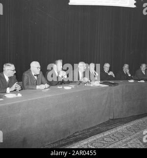 Jubiläumskongress 50 Jahre Anniversary Bond van Nederlandse Gemeenten. Datum: 5. Juni 1962 Schlüsselwörter: Kongresse, Jahrestage, Vereine Stockfoto