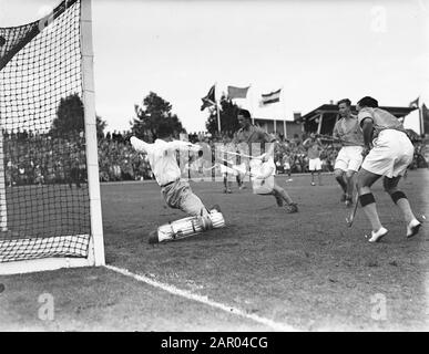 Hockey Niederlande Indien. 4. Tordatum: 21. August 1948 Schlagwörter: Tore, Hockey Stockfoto