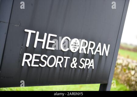 Außenansicht des Corran Resort and Spa in Laugharne, Carmarthen im Januar 2020. Stockfoto