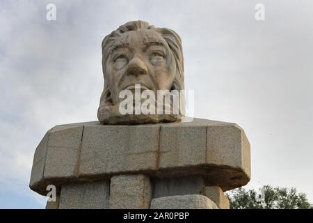 Kopfstatue von Paul Kruger, Eingangstor im Kruger National Park, Mpumalanga, Südafrika. Stockfoto