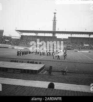 Natotaptoe im Olympiastadion, Übersicht taptoe Datum: 19. Juni 1964 Schlagwörter: TAPTOES, Übersichten Institutionenname: NATO, Olympiastadion Stockfoto