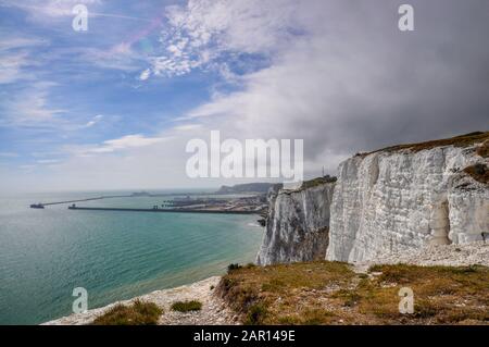 Die weißen Klippen von Dover im September Stockfoto