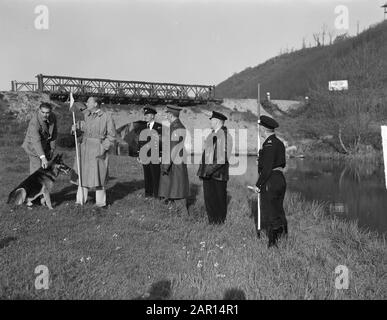 Serie: Grenzkorrektur bei Lobith und Elten. Markierung Für Ortsumrandung; Stockfoto